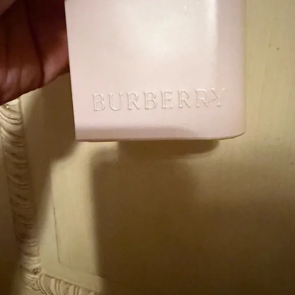 Burberry Her Intense 
3.3 oz, 95% full - Picture 5 of 5